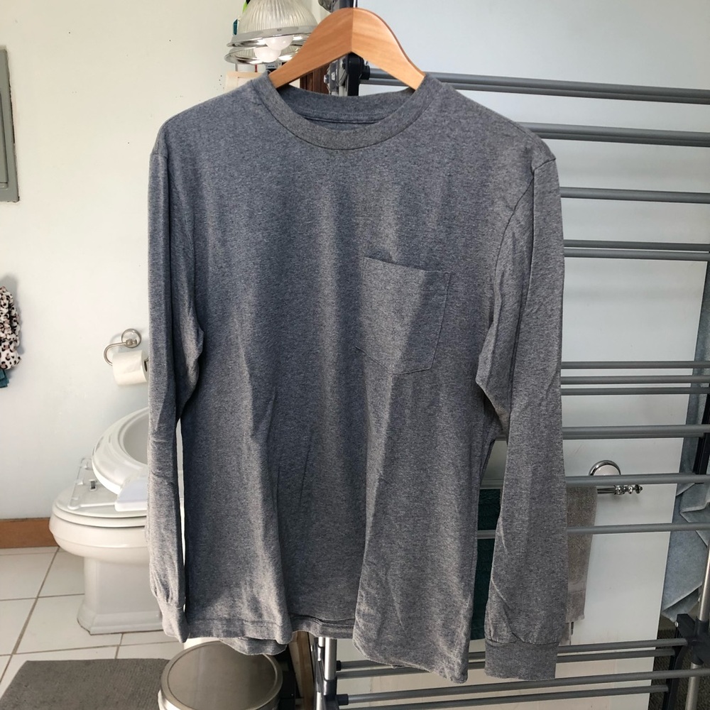 Gap Relaxed Pocket T-Shirt